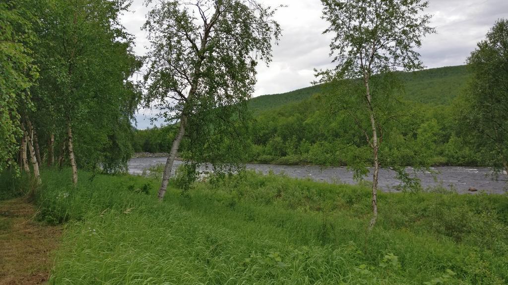 Vetsituvat Hotel Utsjoki Eksteriør billede
